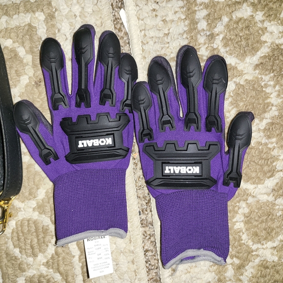 Brand new women's kobalt gloves - Picture 1 of 2